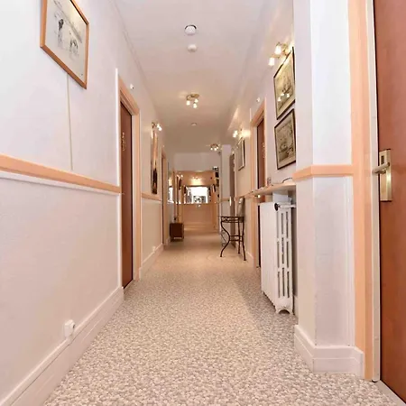 Abacus Hotel 2* Royan