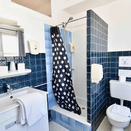 Abacus Hotel 2* Royan